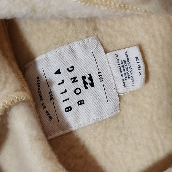 Billabong Plush Fleece Logo Hoodie - Picture 3 of 4